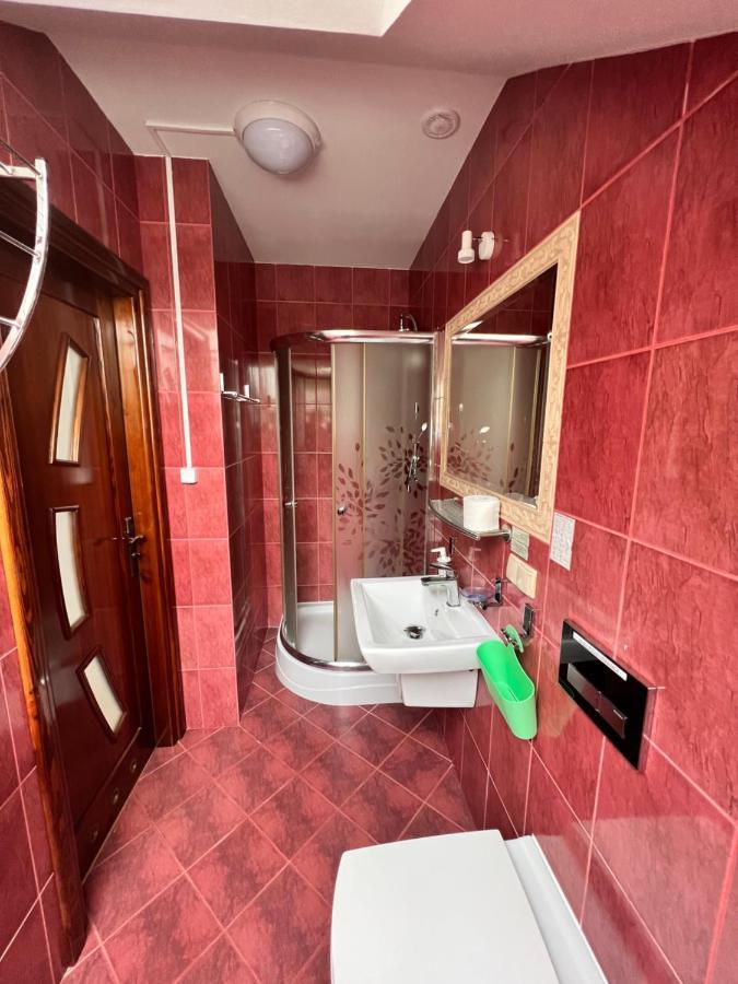 Rybaczowka Golub-Dobrzyn Hotel Buitenkant foto